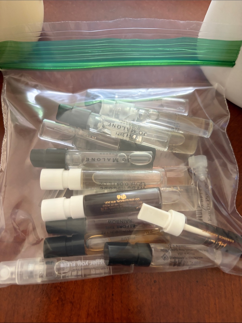 Assorted Women's Perfume Samples